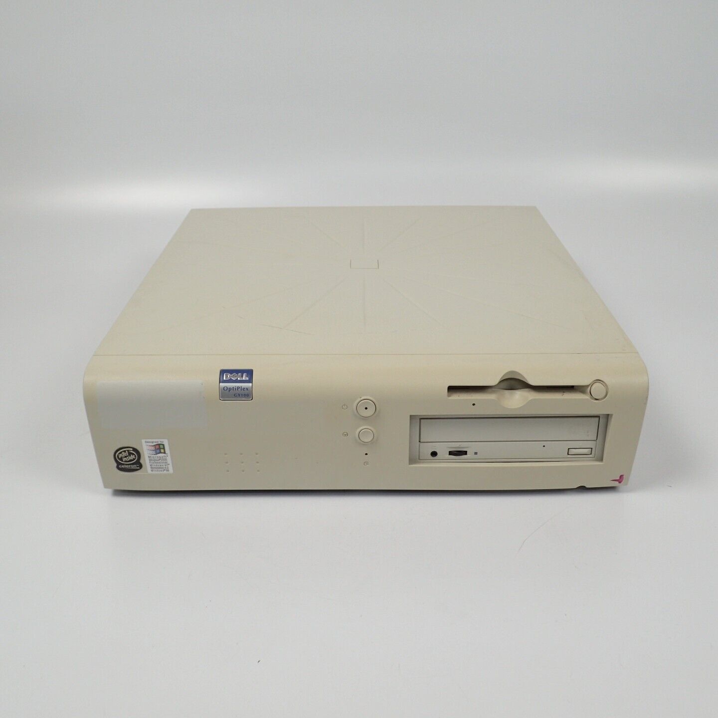 DELL OptiPlex GX100. intel inside - celeron.
Designed for Microsoft Windows 2000 Professional, Windows NT Workstation 4.0, Windows 98